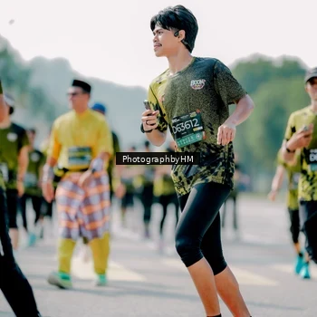Runner Photo 6558018