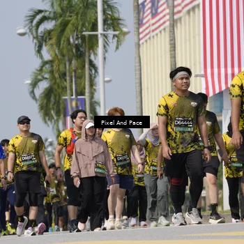 Runner Photo 6558034