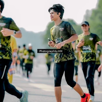 Runner Photo 6558036