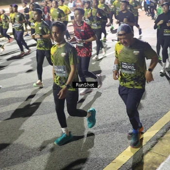 Runner Photo 6558037