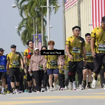 Runner Photo 6558042