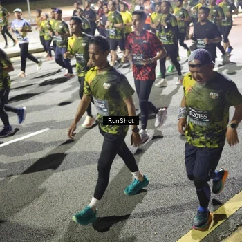 Runner Photo 6558044