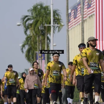 Runner Photo 6558050