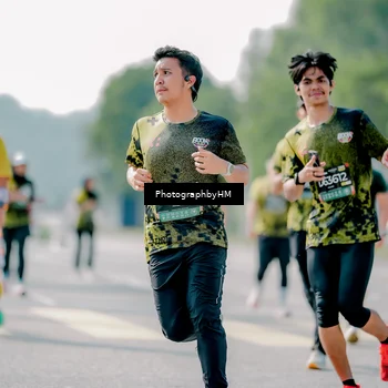 Runner Photo 6558063