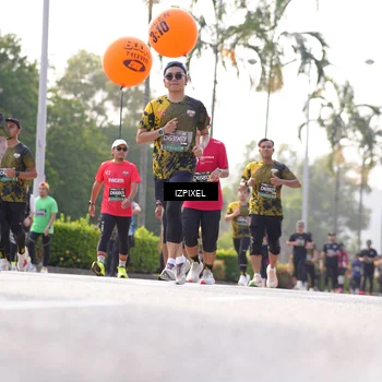 Runner Photo 6558066