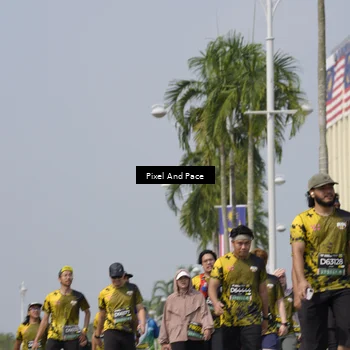 Runner Photo 6558069