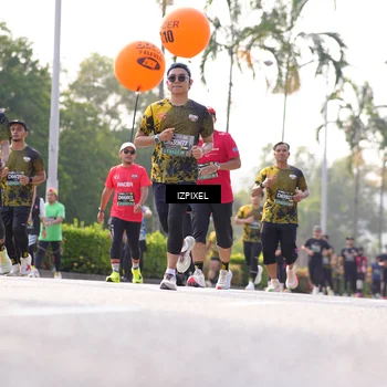 Runner Photo 6558085