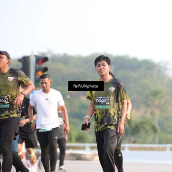 Runner Photo 6558109
