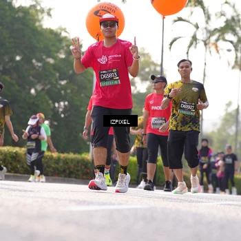 Runner Photo 6558126