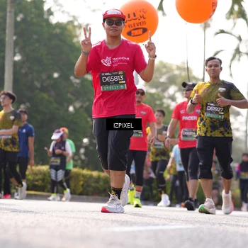 Runner Photo 6558130