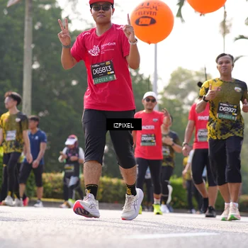 Runner Photo 6558146