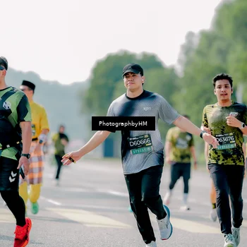 Runner Photo 6558147