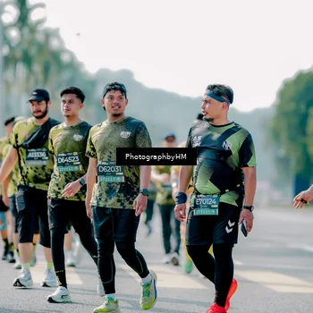 Runner Photo 6558159