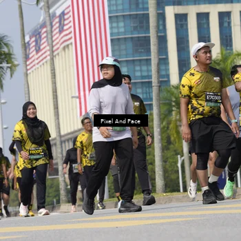 Runner Photo 6558166