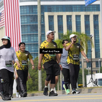 Runner Photo 6558178