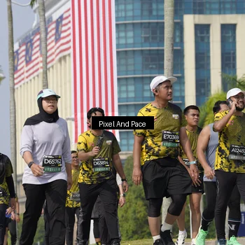 Runner Photo 6558188