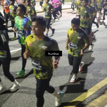 Runner Photo 6558202