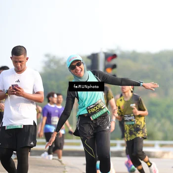 Runner Photo 6558225