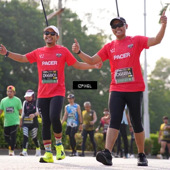 Runner Photo 6558255