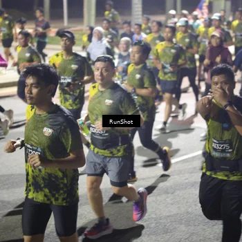Runner Photo 6558257