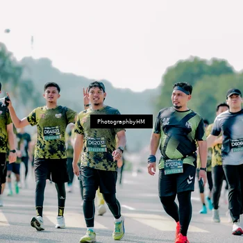 Runner Photo 6558259