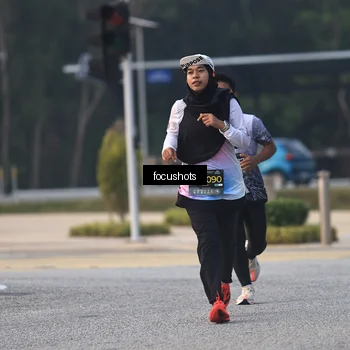 Runner Photo 6558277