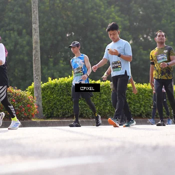 Runner Photo 6558319