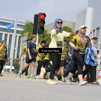 Runner Photo 6558321