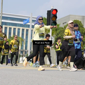Runner Photo 6558338