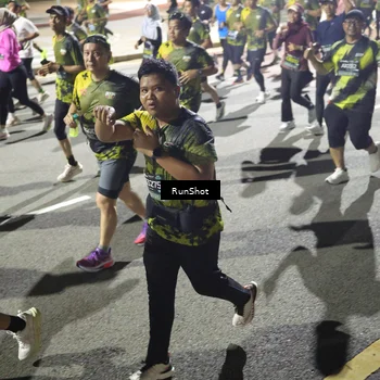 Runner Photo 6558343