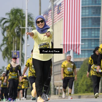 Runner Photo 6558371