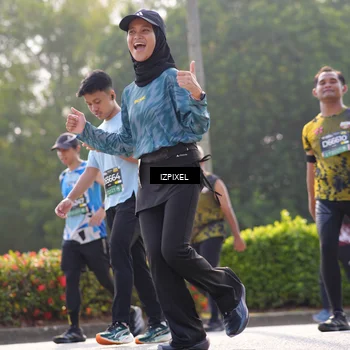 Runner Photo 6558377