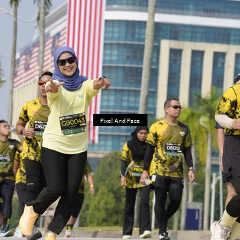 Runner Photo 6558383