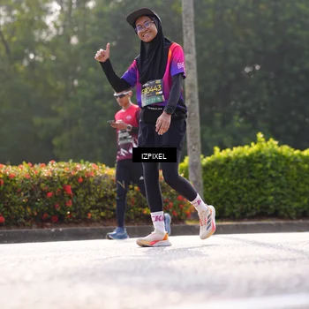 Runner Photo 6558412