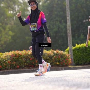 Runner Photo 6558422
