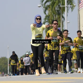 Runner Photo 6558426