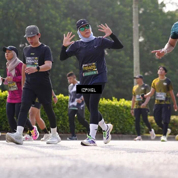 Runner Photo 6558444