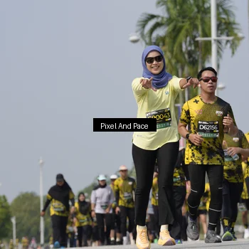 Runner Photo 6558449