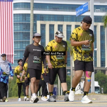 Runner Photo 6558452