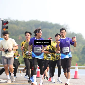 Runner Photo 6558462