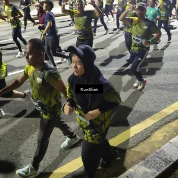 Runner Photo 6558475