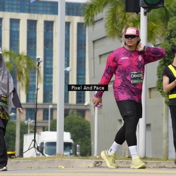 Runner Photo 6558502