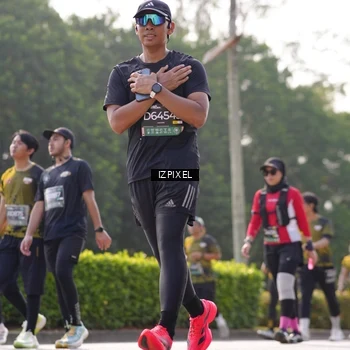Runner Photo 6558508