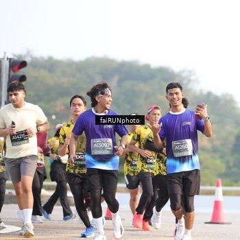 Runner Photo 6558510