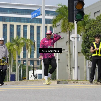 Runner Photo 6558542