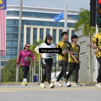 Runner Photo 6558585