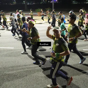Runner Photo 6558595
