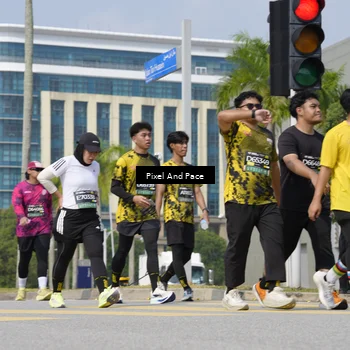 Runner Photo 6558603