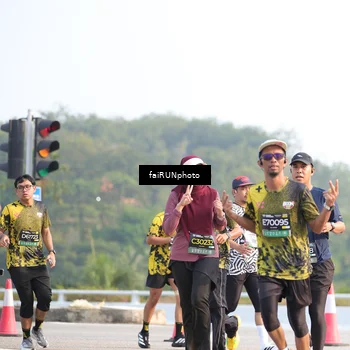 Runner Photo 6558615