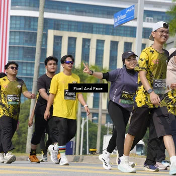 Runner Photo 6558649